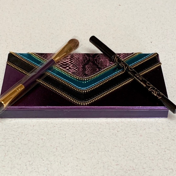 ⭐️Sold to SL⭐️TARTE AMAZONIAN CLAY PALETTE NWOB - Picture 8 of 8